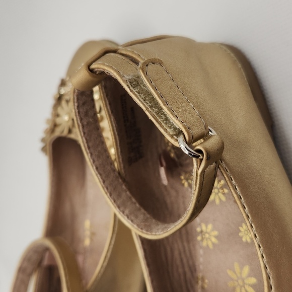 Self Esteem Gold Garden Ballet Flats Ankle Strap Girls Size 6 - Picture 7 of 10